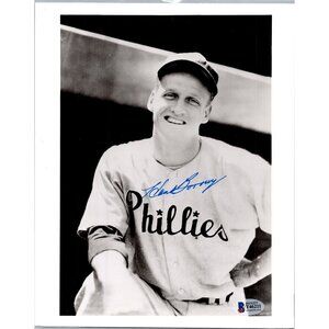 Hank Borowy Signed Autographed Beckett 8 x 10 Photo Philadelphia Phillies